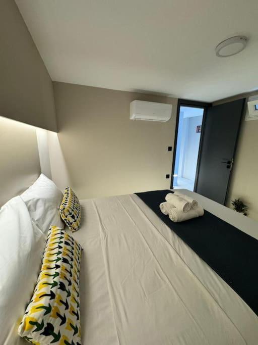 Pop Art Maisonette Apartment Ioannina