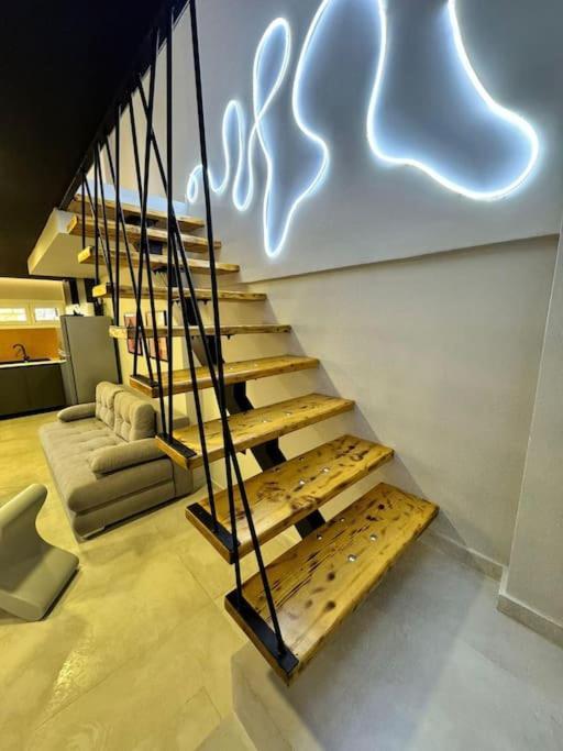Apartment Pop Art Maisonette